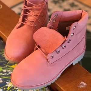 Timberland (Girls 7)